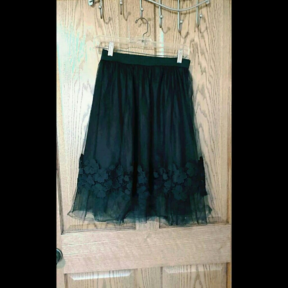 Black skirt